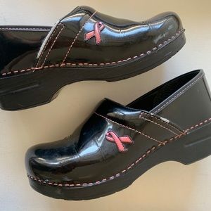 Dansko breast cancer clogs